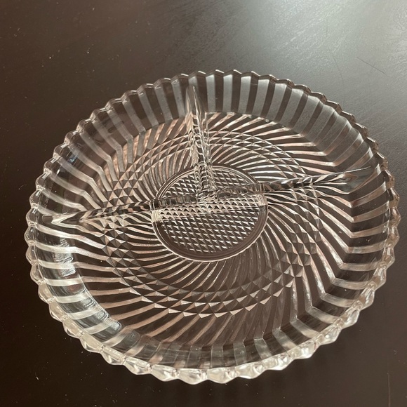 2 for $15 7 Inch Libby Pickle Dish - Picture 3 of 4